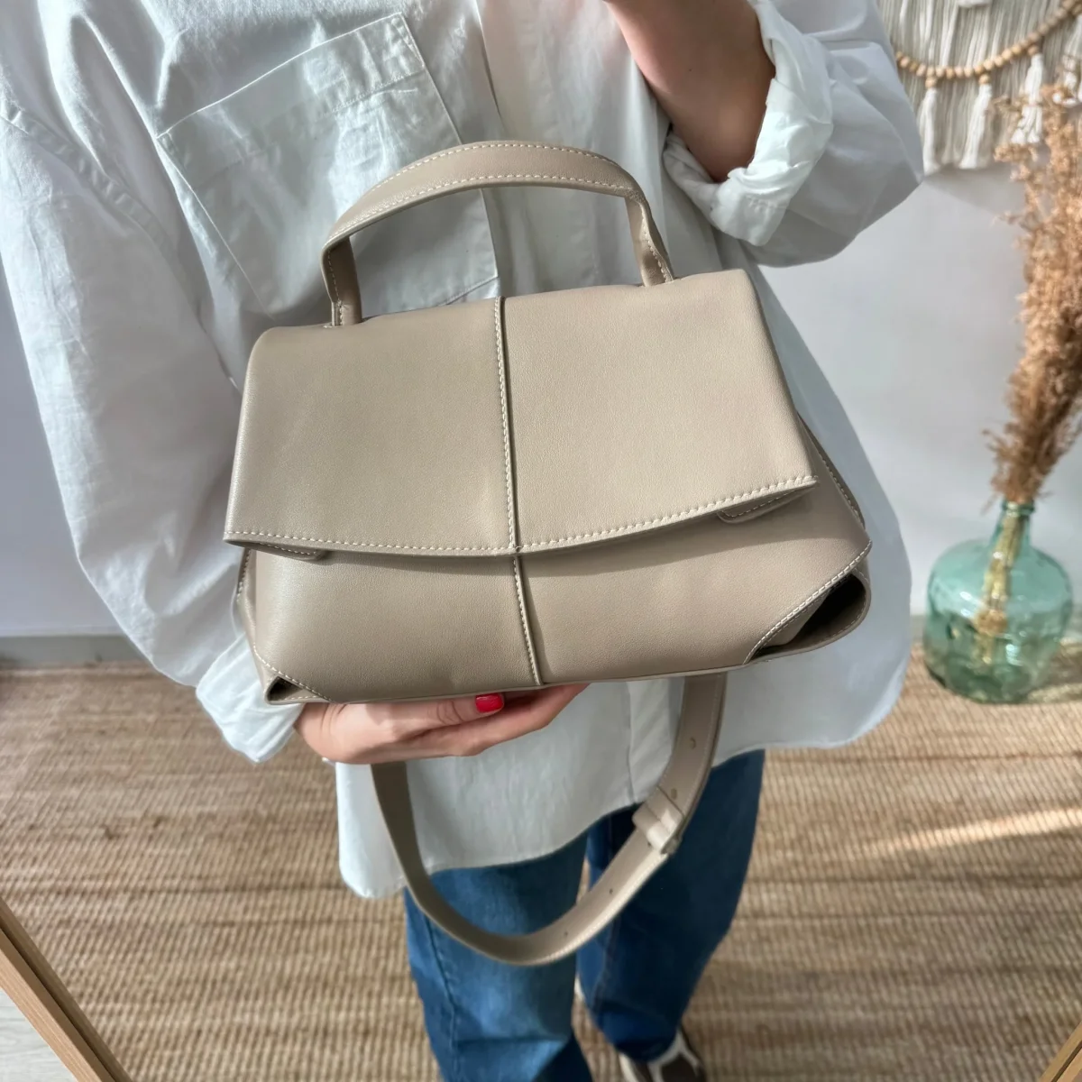 Bolso satchel taupe - Imagen 8