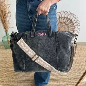 Bolsa denim ovalada negro iniciales bordadas
