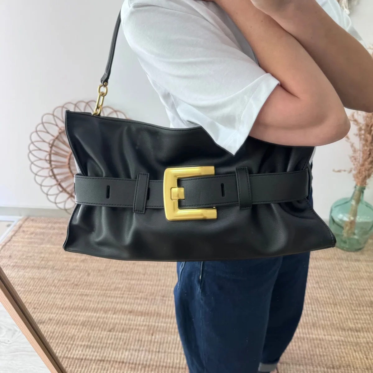 Bolso fruncido hebilla piel negro - Imagen 8
