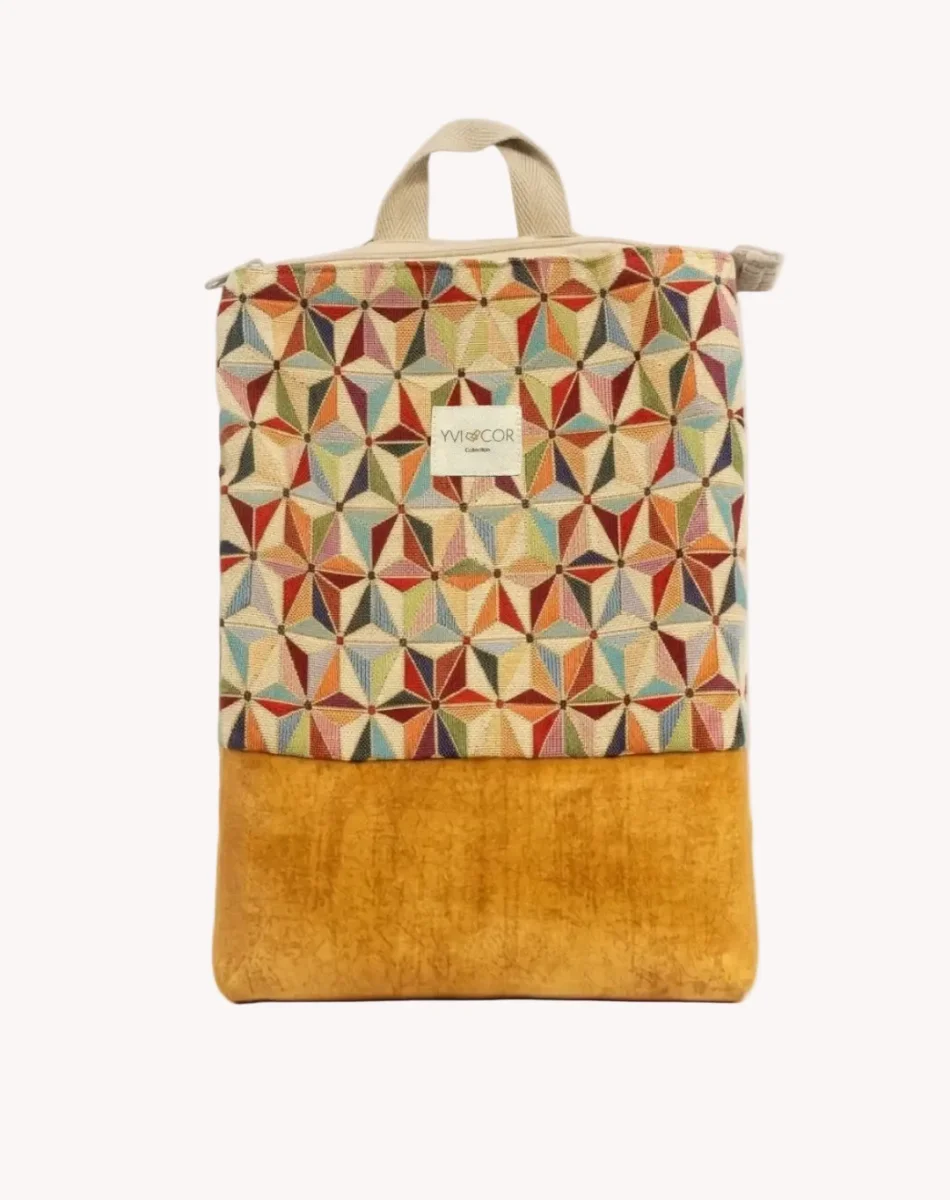 Mochila Camil Tapiz Étnico y Base Ante Camel - Imagen 2