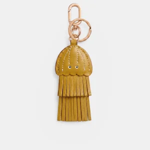 Llavero charm medusa en piel ámbar