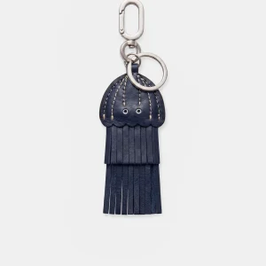 Llavero charm medusa en piel azul