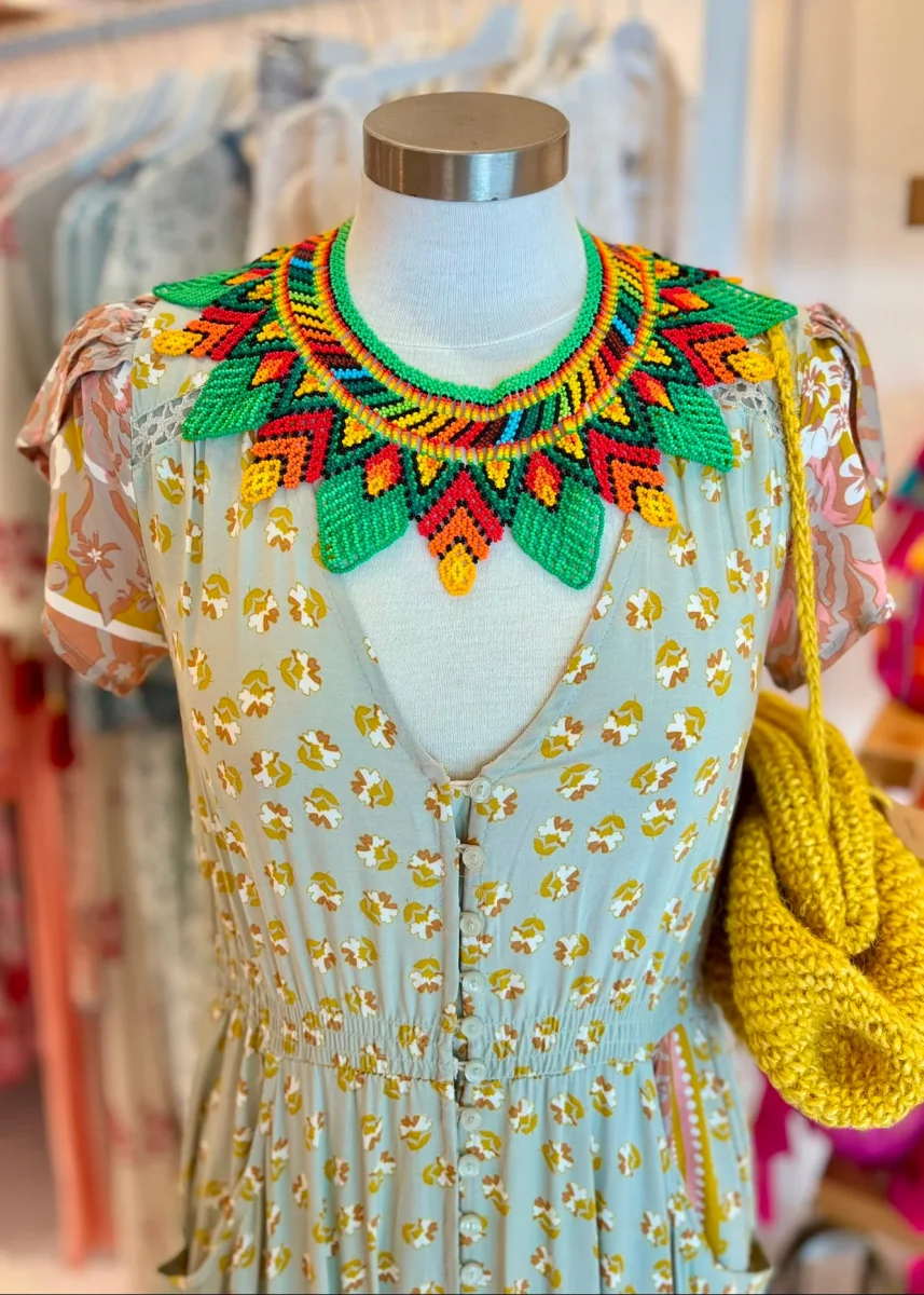 Collar multicolor chaquiras - Imagen 3