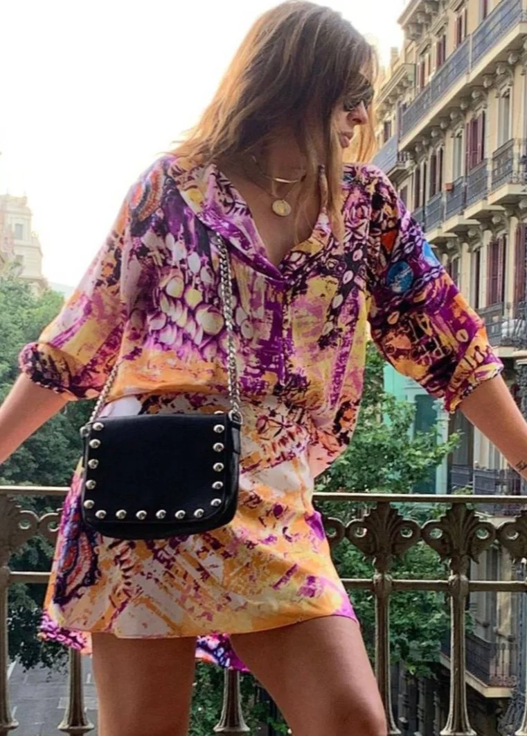 Bolso Tachuelas Negro Corazón - Imagen 9