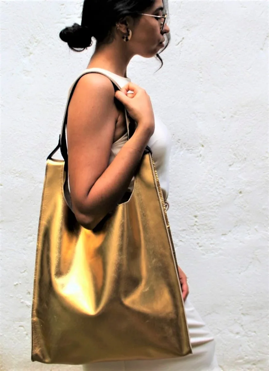 Bolso Metalizado Bronce T-Shirt - Imagen 8