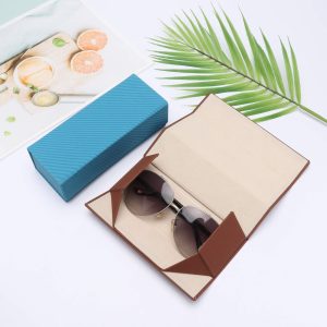 Bulk Buy Folding Eyeglasses Case – E9004