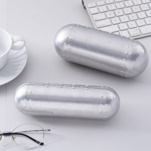 Bulk Buy Metal Eyeglasses Case – L058