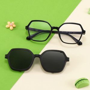 Buy Wholesale Kids Polarized Clip on Sunglasses – JC7363